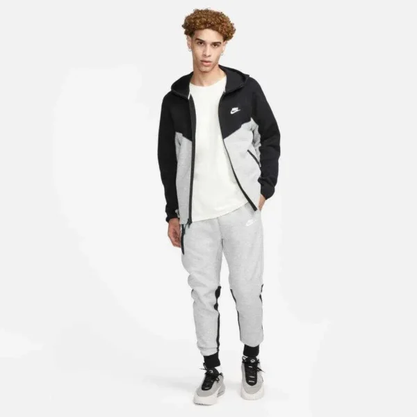 Nike Tech Fleece 2024 Panda