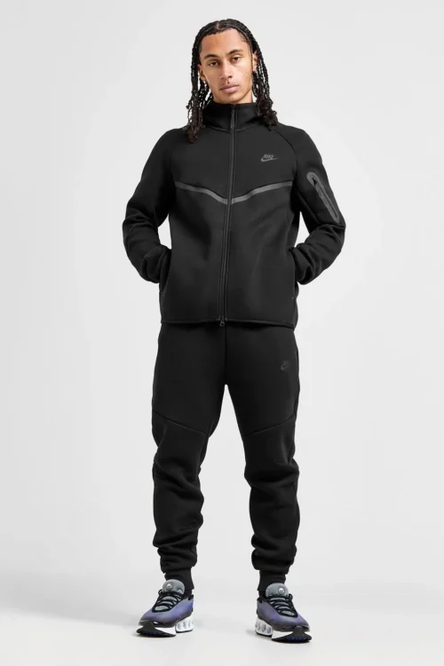 Nike Tech Fleece 2025 Siyah