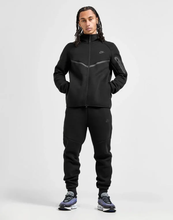 Nike Tech Fleece 2025 Siyah